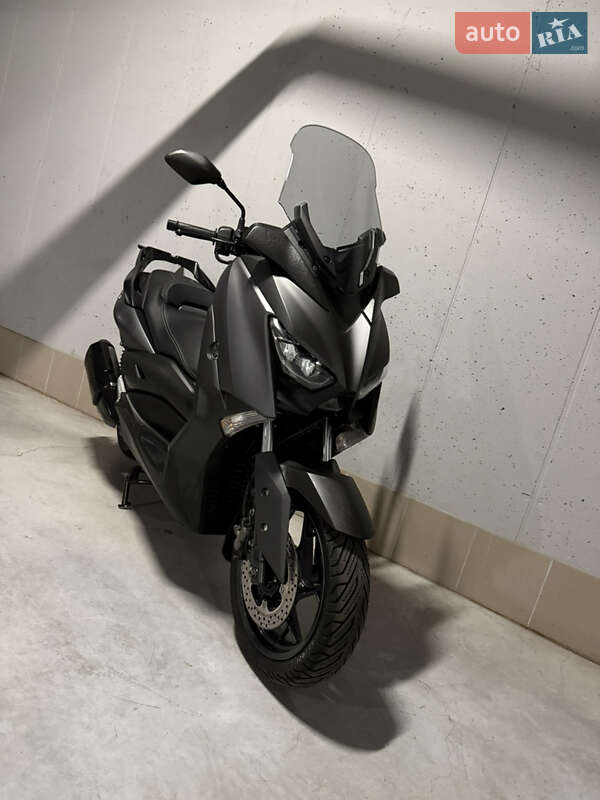 Макси-скутер Yamaha X-Max 300 2018 в Одессе фото Макси-скутер Yamaha X-Max 300 2018 в Одессе