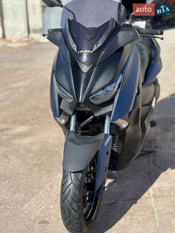Yamaha X-Max 2020