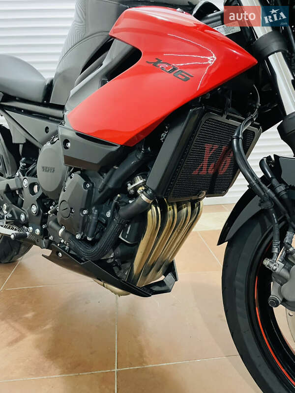 Мотоцикл Без обтікачів (Naked bike) Yamaha XJ6 Diversion 2013 в Києві