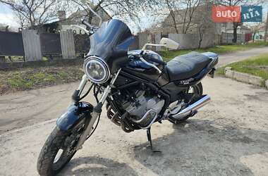 Мотоцикл Классик Yamaha XJ6 Diversion 2001 в 