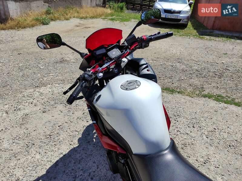 Мотоцикл Спорт-туризм Yamaha XJ6 Diversion 2013 в Кривому Розі