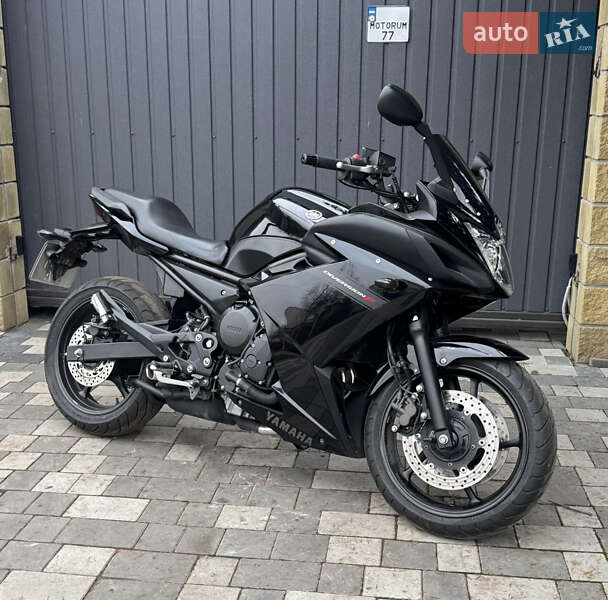 Yamaha XJ6 Diversion 2011