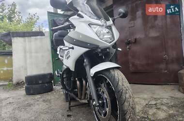 Мотоцикл Спорт-туризм Yamaha XJ6 2010 в 