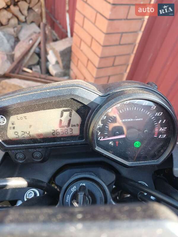 Мотоцикл Без обтікачів (Naked bike) Yamaha XJ6 2012 в Нововолинську