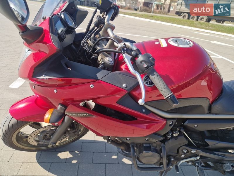 Мотоцикл Спорт-туризм Yamaha XJ6 2009 в Сумах фото 3 Мотоцикл Спорт-туризм Yamaha XJ6 2009 в Сумах