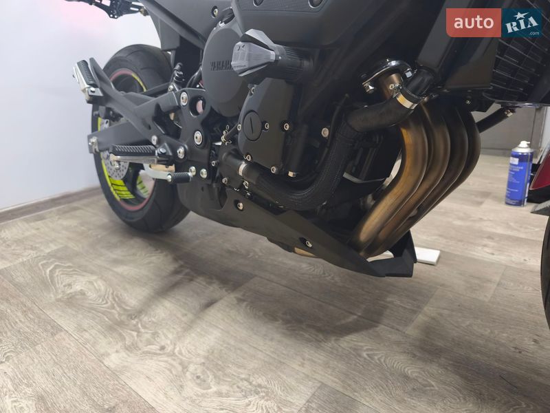 Спортбайк Yamaha XJ 2013 в Дніпрі