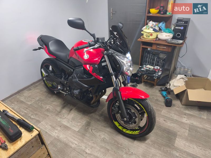 Спортбайк Yamaha XJ 2013 в Дніпрі