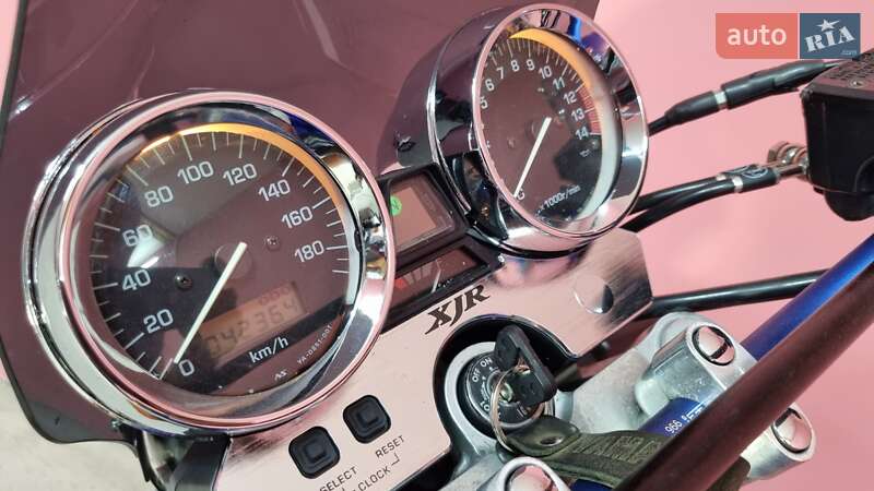 Мотоцикл Без обтекателей (Naked bike) Yamaha XJR 400 2003 в Одессе