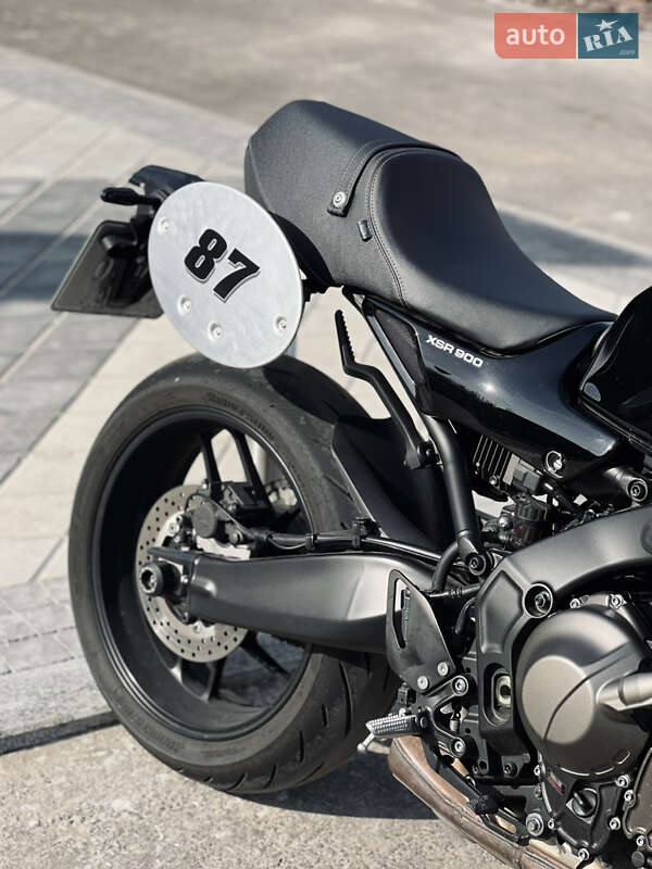 Мотоцикл Без обтекателей (Naked bike) Yamaha XSR 900 2024 в Киеве