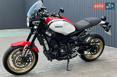 Мотоцикл Без обтекателей (Naked bike) Yamaha XSR 2020 в 