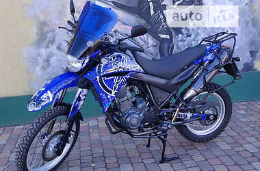 Мотоцикл Многоцелевой (All-round) Yamaha XTR 2004 в Першотравенске