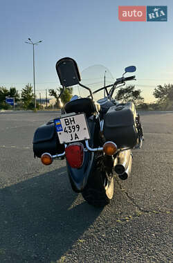 Мотоцикл Круизер Yamaha XVS 1100 Dragstar 2004 в 