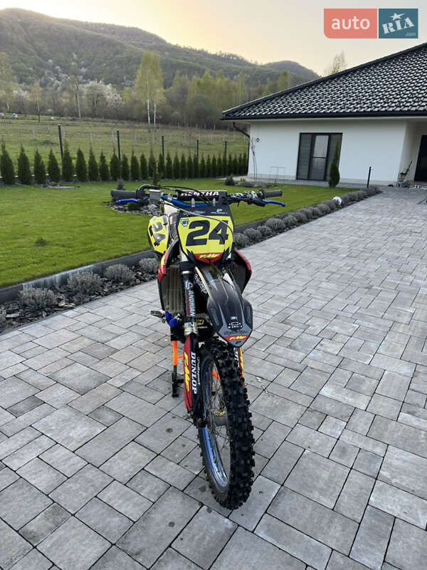 Мотоцикл Кросс Yamaha YZ 450F 2019 в Хусті