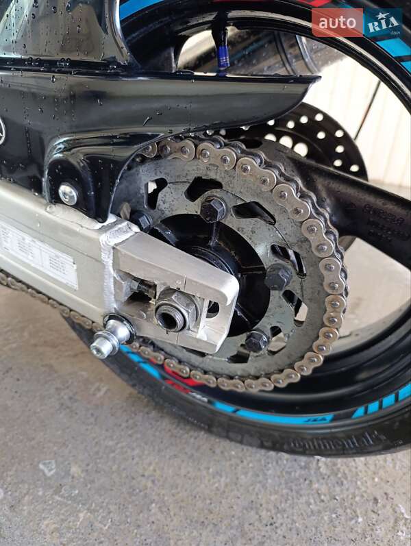 Спортбайк Yamaha YZF 1000R 2002 в Баре