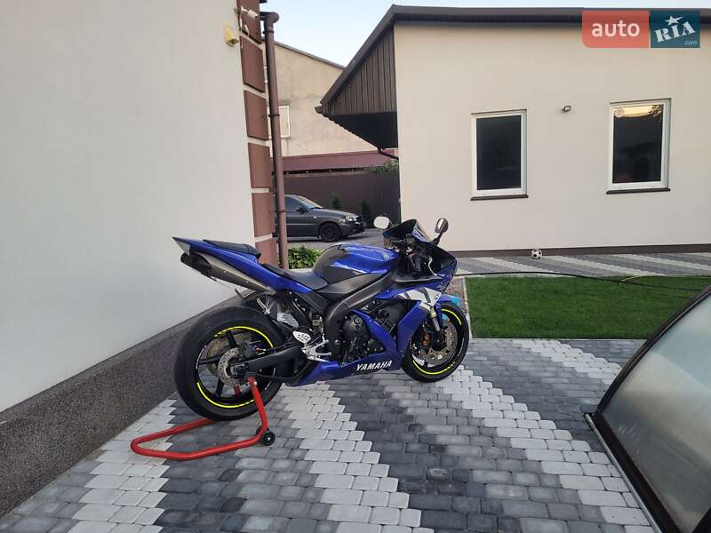 Спортбайк Yamaha YZF 1000R 2004 в Каневі