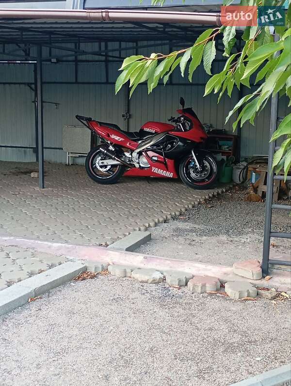 Спортбайк Yamaha YZF 600R Thundercat 1998 в Одессе