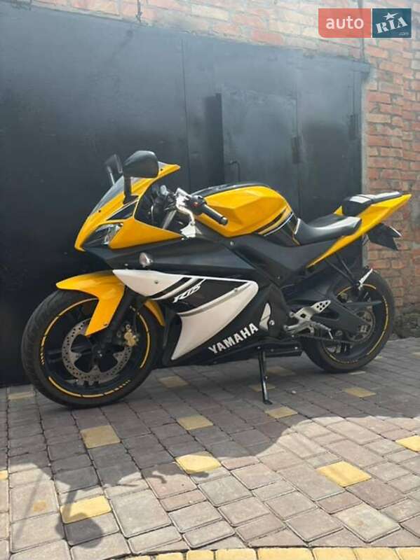 Спортбайк Yamaha YZF R-125 2008 в Новоукраинке