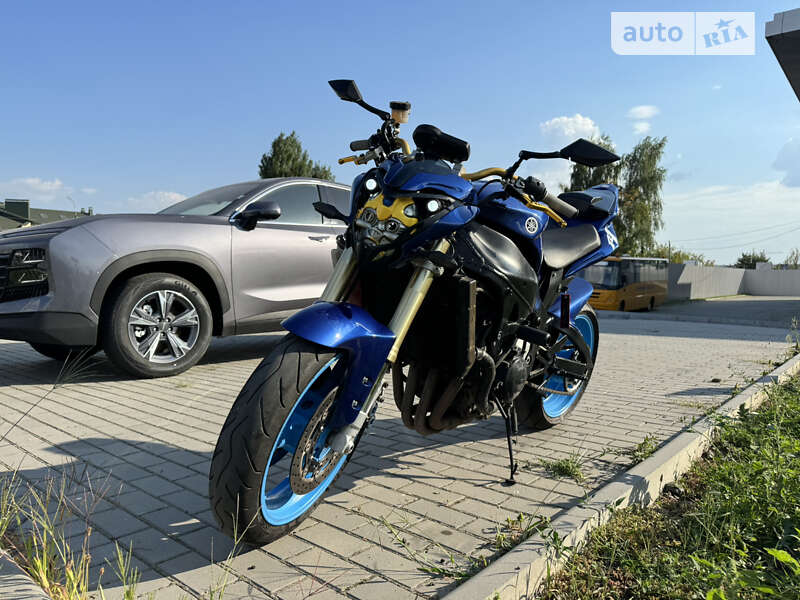 Мотоцикл Без обтекателей (Naked bike) Yamaha YZF R1 2000 в Хмельницком