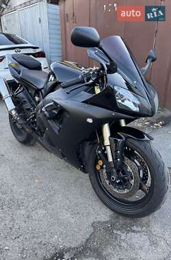 Спортбайк Yamaha YZF R1 2004 в Киеве