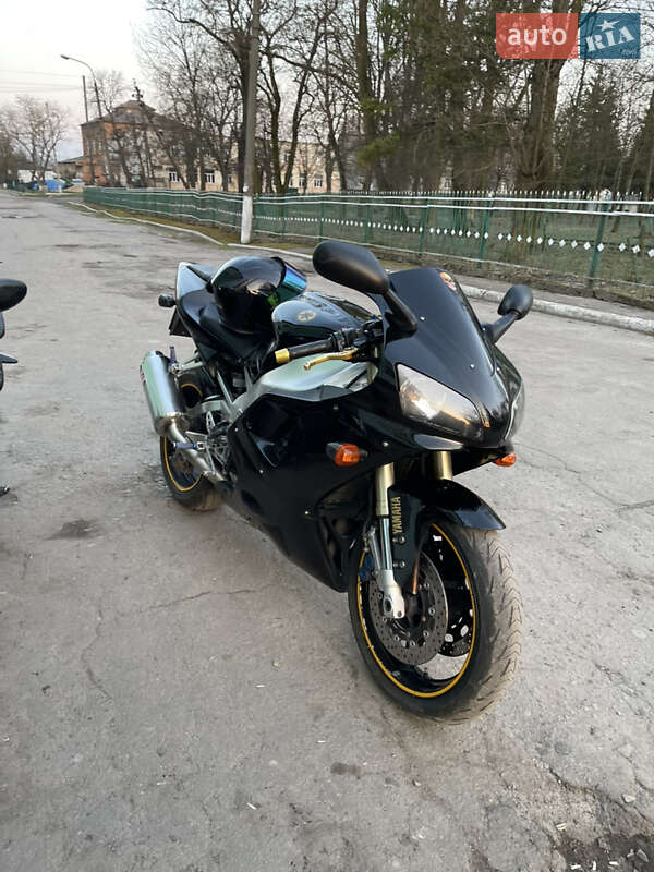 Спортбайк Yamaha YZF R1 1998 в Львове фото 2 Спортбайк Yamaha YZF R1 1998 в Львове