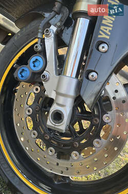 Спортбайк Yamaha YZF R1 1998 в 