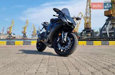 Мотоцикл Супермото (Motard) Yamaha YZF R1 2020 в 