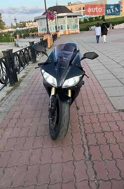 Спортбайк Yamaha YZF R1 2004 в 