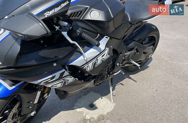 Спортбайк Yamaha YZF R1 2023 в 