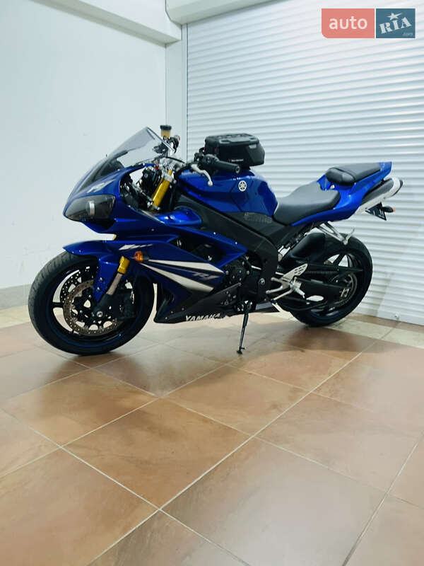 Спортбайк Yamaha YZF R1 2008 в Киеве