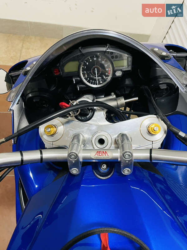 Спортбайк Yamaha YZF R1 2008 в Киеве