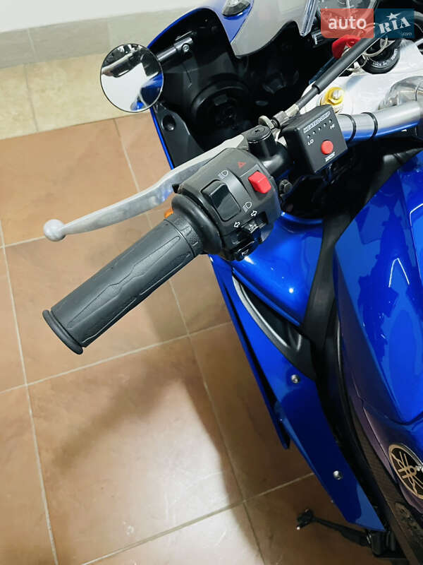 Спортбайк Yamaha YZF R1 2008 в Киеве