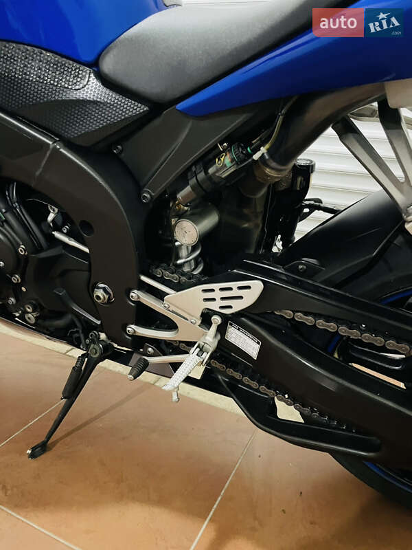 Спортбайк Yamaha YZF R1 2008 в Киеве