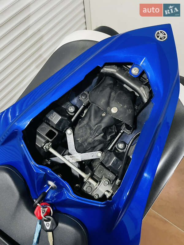 Спортбайк Yamaha YZF R1 2008 в Киеве