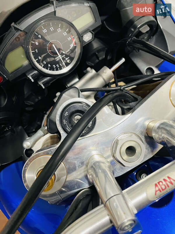 Спортбайк Yamaha YZF R1 2008 в Киеве