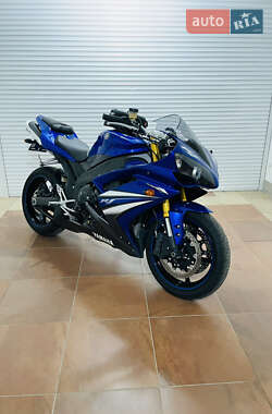 Спортбайк Yamaha YZF R1 2008 в 