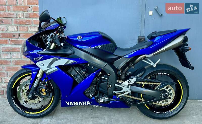 Спортбайк Yamaha YZF R1 2004 в Каневе