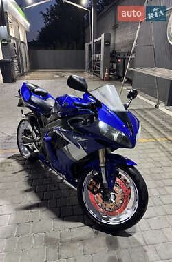 Спортбайк Yamaha YZF R1 2004 в Харькове