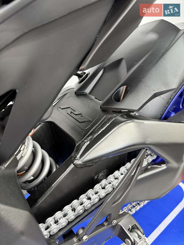 Спортбайк Yamaha YZF R1 2022 в Кропивницком
