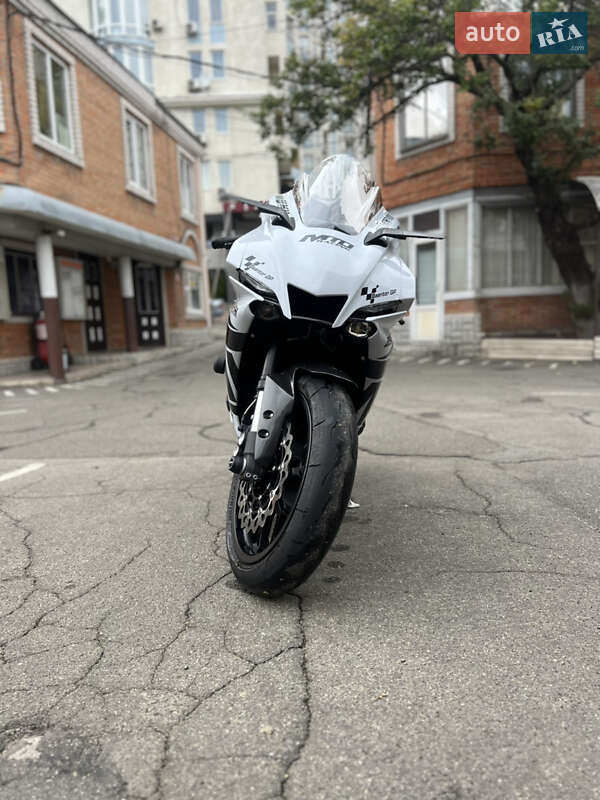 Спортбайк Yamaha YZF R1 2024 в Києві