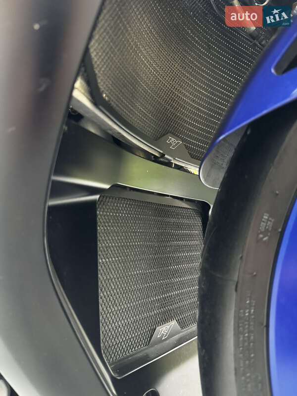 Спортбайк Yamaha YZF R1 2019 в Золочеві