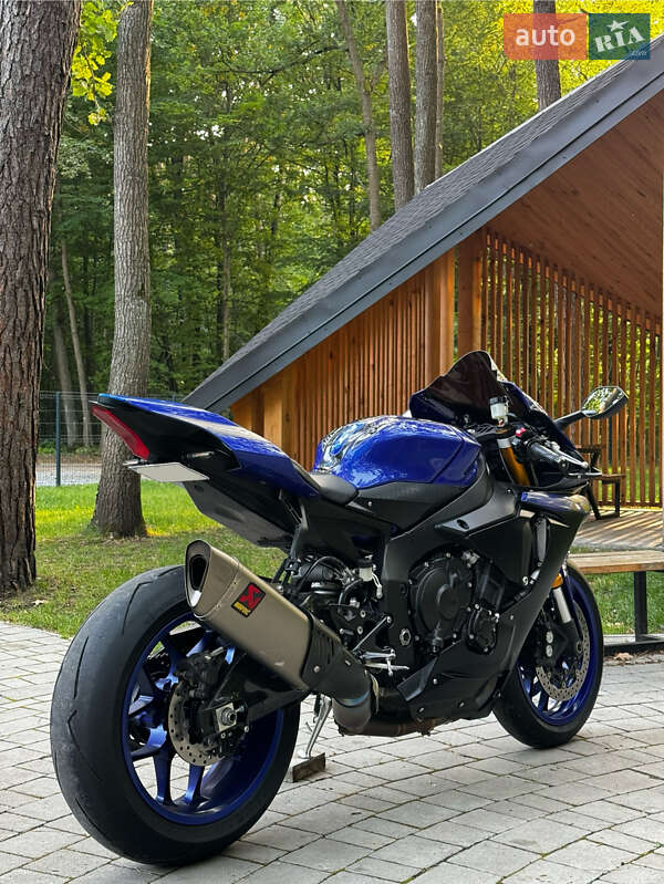 Спортбайк Yamaha YZF R1 2019 в Золочеві