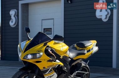Спортбайк Yamaha YZF R1 2005 в Богодухове
