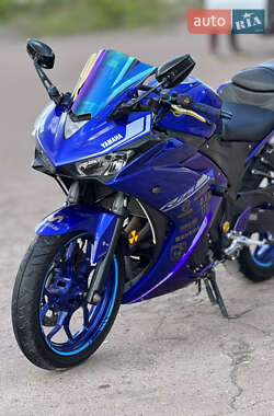 Мотоцикл Без обтекателей (Naked bike) Yamaha YZF-R25 2017 в 