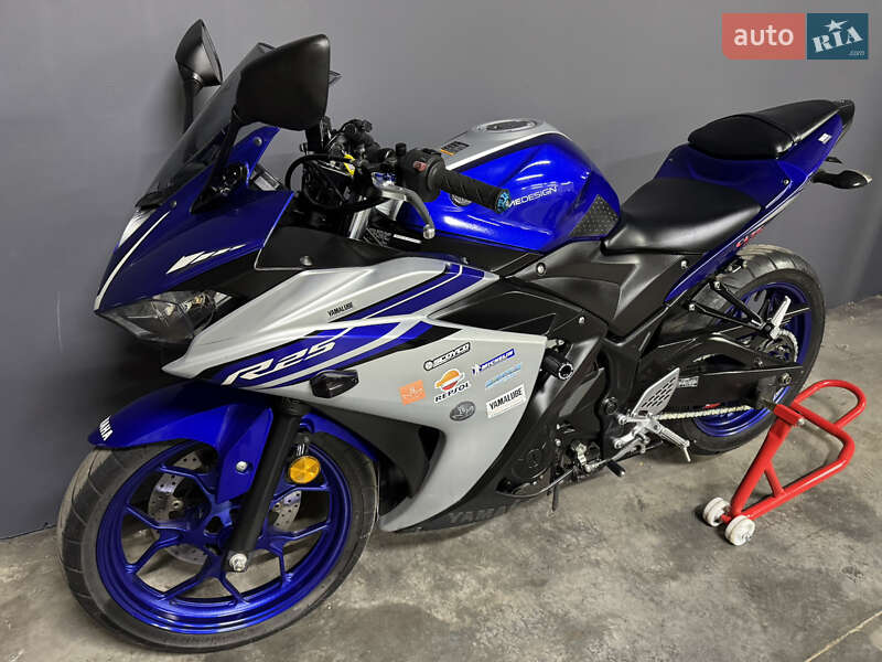 Спортбайк Yamaha YZF-R25 2016 в Києві