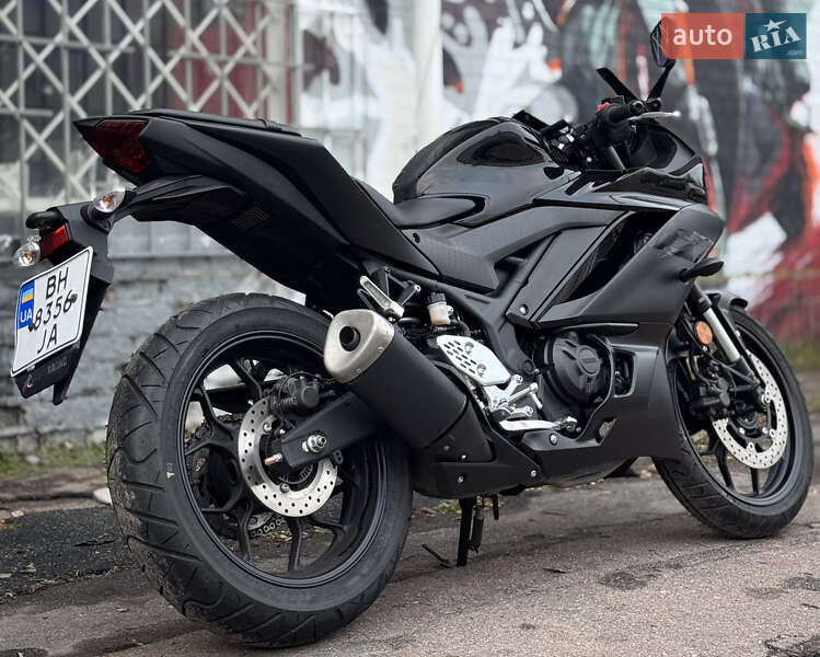 Спортбайк Yamaha YZF-R25 2021 в Киеве