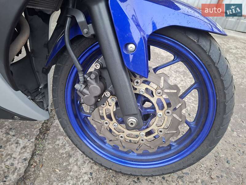 Спортбайк Yamaha YZF-R25 2015 в Дніпрі