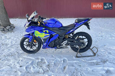 Спортбайк Yamaha YZF-R25 2017 в Лубнах