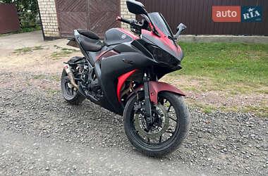 Спортбайк Yamaha YZF-R3 2015 в Нововолынске