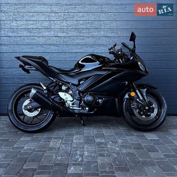 Мотоцикл Без обтекателей (Naked bike) Yamaha YZF-R3 2021 в Белой Церкви фото 2 Мотоцикл Без обтекателей (Naked bike) Yamaha YZF-R3 2021 в Белой Церкви