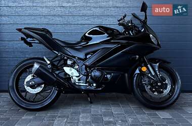 Мотоцикл Без обтекателей (Naked bike) Yamaha YZF-R3 2021 в 